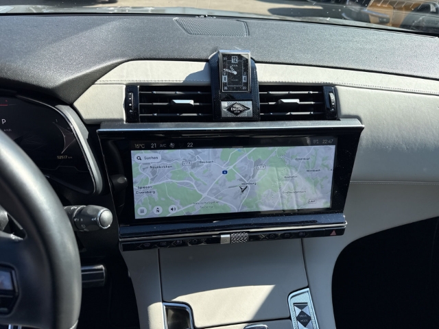 Fahrzeugabbildung DS Automobiles DS7 Opera Panorama Leder Digitales Cockpit Memory Sitze Massagesitze Klimasitze