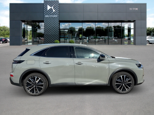Fahrzeugabbildung DS Automobiles DS7 Opera Panorama Leder Digitales Cockpit Memory Sitze Massagesitze Klimasitze