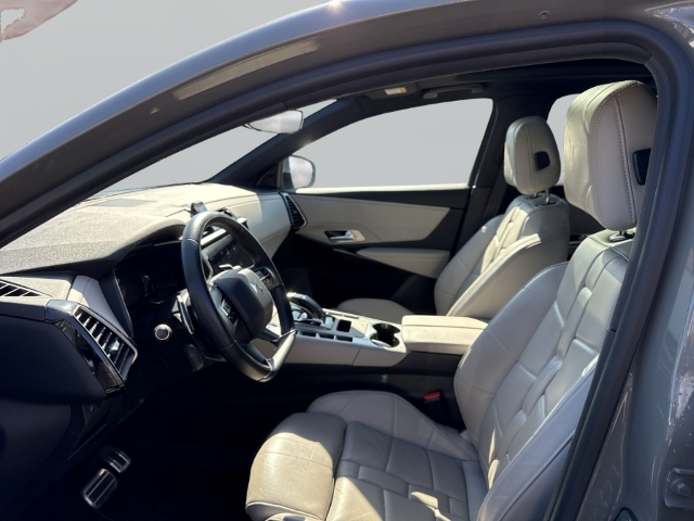 Fahrzeugabbildung DS Automobiles DS7 Opera Panorama Leder Digitales Cockpit Memory Sitze Massagesitze Klimasitze