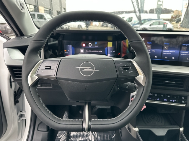 Fahrzeugabbildung Opel Frontera GS Mild-Hybrid Navi LED Apple CarPlay Android Auto Klimaautom Musikstreaming