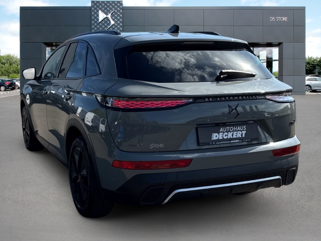 Fahrzeugabbildung DS Automobiles DS7 Performance Line AHK Digitales Cockpit LED Klimaautom Ambientebeleuchtung