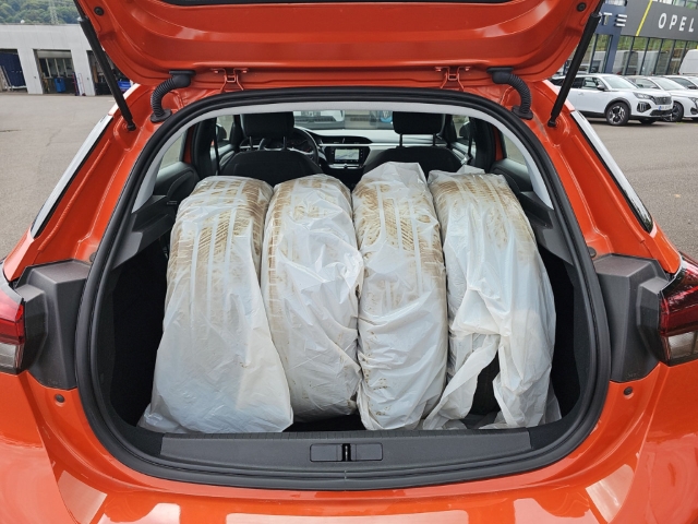 Fahrzeugabbildung Opel Corsa F Edition 1.2 EU6d Navi LED Apple CarPlay Android Auto Musikstreaming DAB Keyless Entry