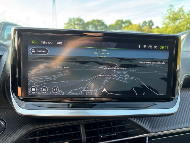 Fahrzeugabbildung Peugeot 2008 GT Navi Leder 360 Kamera Massagesitze LED Apple CarPlay Android Auto Fahrerprofil - mit KI generiert/bearbeitet