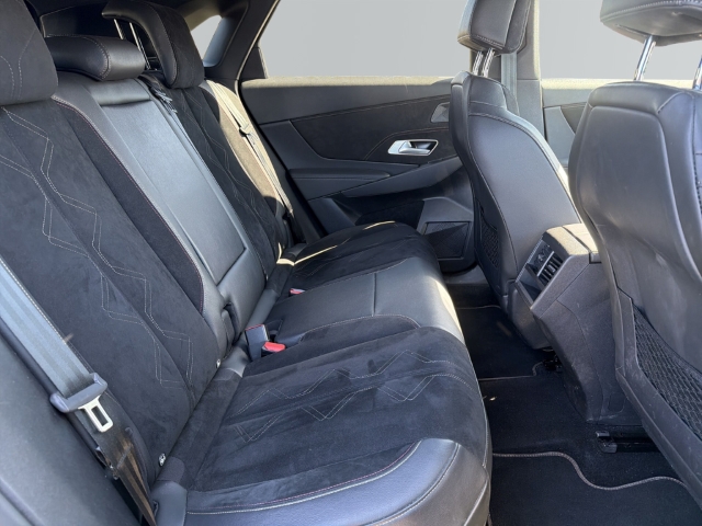 Fahrzeugabbildung DS Automobiles DS7 DS E-Tense 225 kW Performance Line + 4x2 AHK Digitales Cockpit LED Ambientebeleuchtung