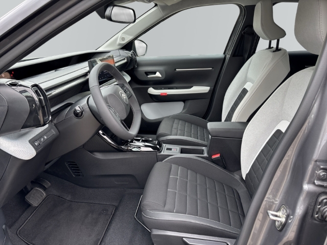 Fahrzeugabbildung Citroen e-C3 MAX Elektro HUD Navi Soundsystem LED Apple CarPlay Android Auto Klimaautom Fahrerprofil - mit KI generiert/bearbeitet