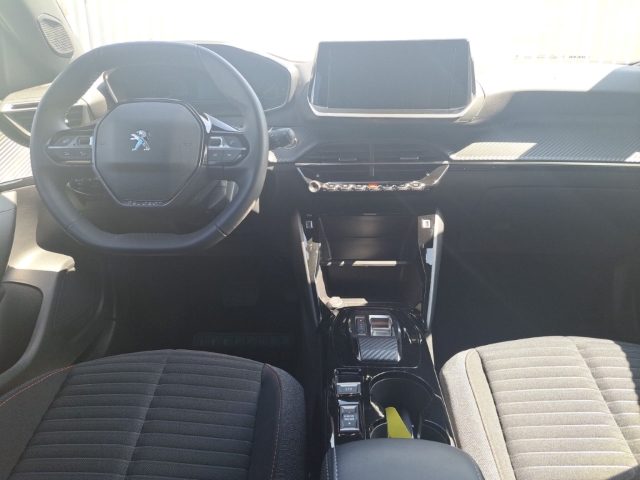 Fahrzeugabbildung Peugeot e-2008 Active Pack Navi LED Klimaautom DAB SHZ Keyless Spurhalteass. Verkehrszeichenerk.