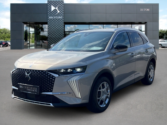 Fahrzeugabbildung DS Automobiles DS7 E-Tense 300 kW Opera 4x4 AD Panorama Leder Digitales Cockpit Memory Sitze