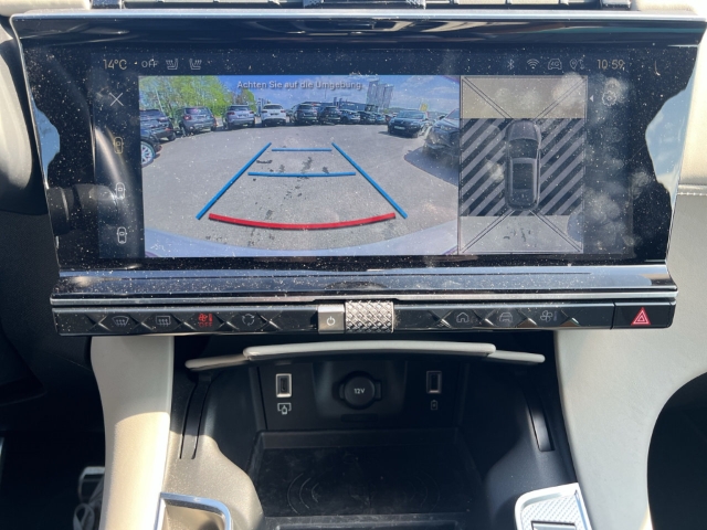 Fahrzeugabbildung DS Automobiles DS7 E-Tense 300 kW Opera 4x4 AD Panorama Leder Digitales Cockpit Memory Sitze