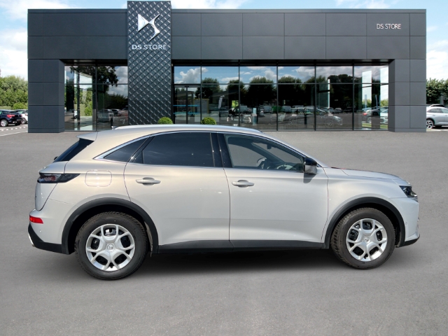 Fahrzeugabbildung DS Automobiles DS7 E-Tense 300 kW Opera 4x4 AD Panorama Leder Digitales Cockpit Memory Sitze