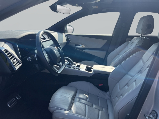 Fahrzeugabbildung DS Automobiles DS7 E-Tense 300 kW Opera 4x4 AD Panorama Leder Digitales Cockpit Memory Sitze