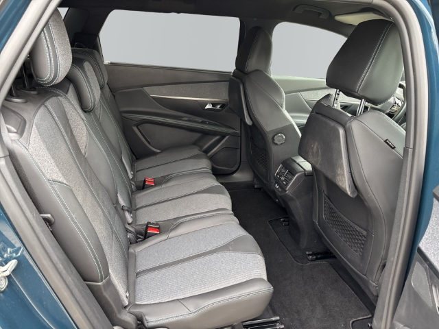 Fahrzeugabbildung Peugeot 5008 Allure Pack 1.2 PureTech 130 EAT8 EU6d