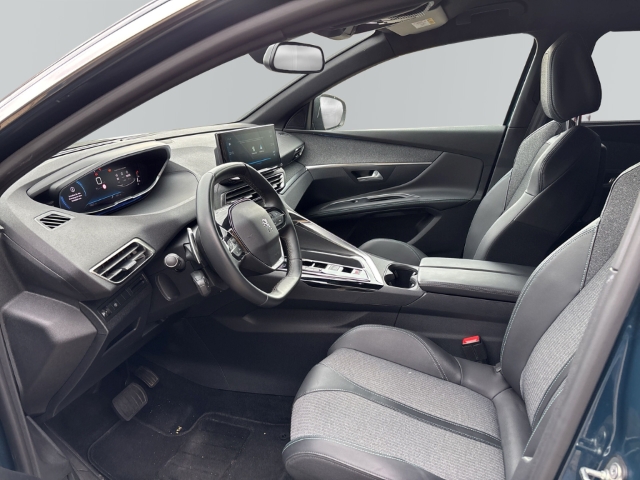 Fahrzeugabbildung Peugeot 5008 Allure Pack 1.2 PureTech 130 EAT8 EU6d