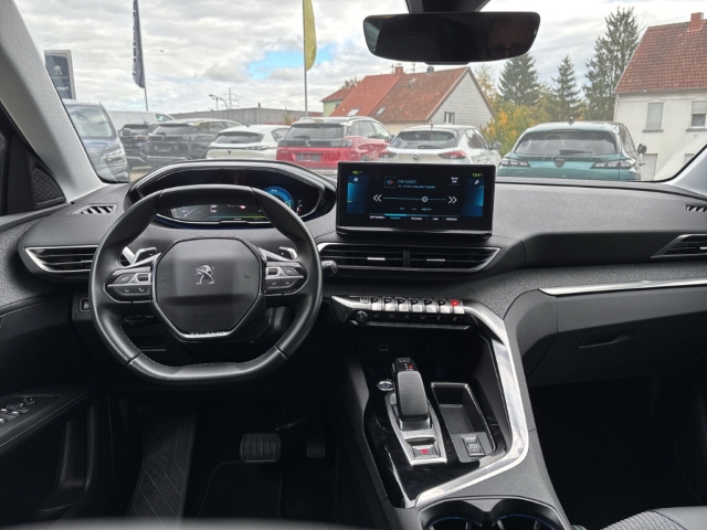 Fahrzeugabbildung Peugeot 3008 Hybrid 225 Allure Pack Navi Digitales Cockpit LED ACC 2-Zonen-Klimaautom DAB