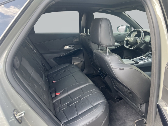 Fahrzeugabbildung DS Automobiles DS7 DS E-Tense 360 kW La Premiere 4x4 AD Panorama Leder Digitales Cockpit Memory Sitze