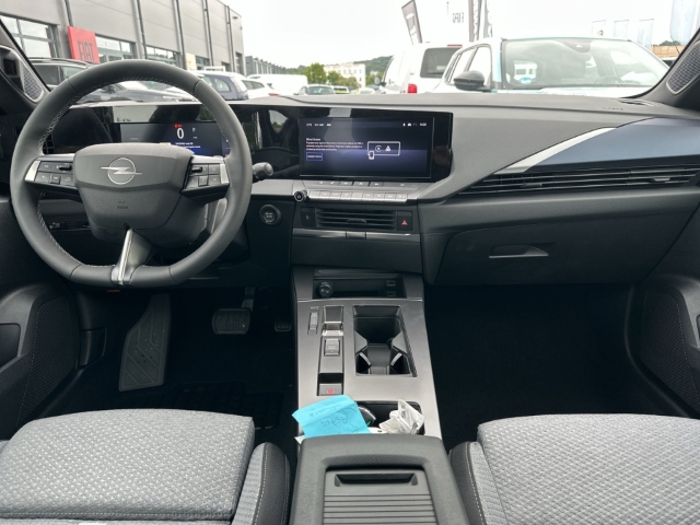 Fahrzeugabbildung Opel Astra L Edition Digitales Cockpit LED Apple CarPlay Android Auto Klimaautom Musikstreaming