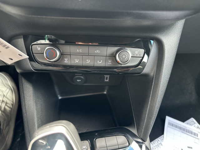 Fahrzeugabbildung Opel Corsa GS LED Apple CarPlay Android Auto Musikstreaming DAB SHZ LenkradHZG Totwinkelassistent