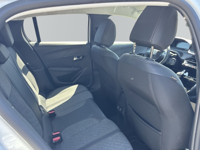 Fahrzeugabbildung Peugeot 208 Allure LED Klimaautom Fahrerprofil DAB SHZ Spurhalteass. Verkehrszeichenerk. Notbremsass.