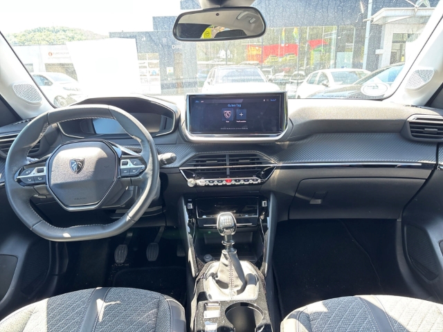 Fahrzeugabbildung Peugeot 208 Allure LED Klimaautom Fahrerprofil DAB SHZ Spurhalteass. Verkehrszeichenerk. Notbremsass.