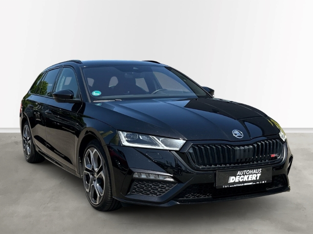 Fahrzeugabbildung SKODA Octavia Combi RS 4x4 AHK-klappbar Navi Digitales Cockpit Soundsystem LED Blendfreies Fernl.