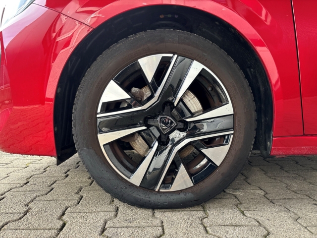 Fahrzeugabbildung Peugeot 208 Allure LED Klimaautom Fahrerprofil DAB SHZ Spurhalteass. Verkehrszeichenerk. Notbremsass.