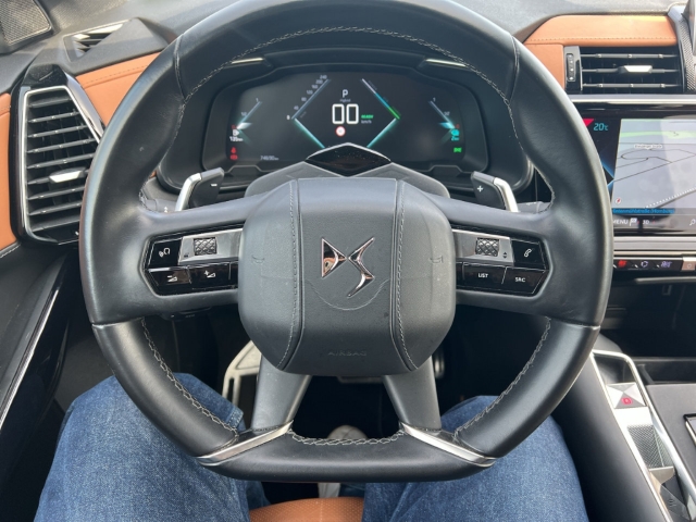 Fahrzeugabbildung DS Automobiles DS7 E-Tense 300 Rivoli 4x4 AHK Digitales Cockpit Soundsystem Klimasitze