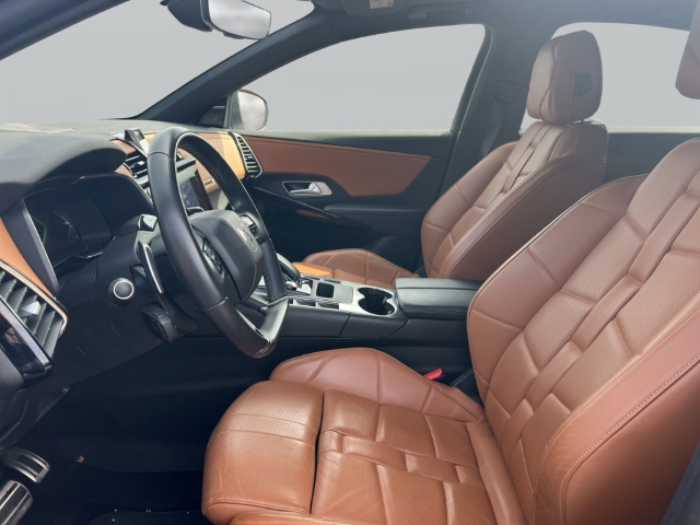 Fahrzeugabbildung DS Automobiles DS7 E-Tense 300 Rivoli 4x4 AHK Digitales Cockpit Soundsystem Klimasitze