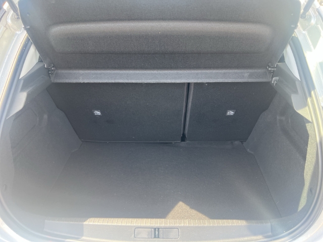 Fahrzeugabbildung Opel Corsa Electric Edition Digitales Cockpit LED Apple CarPlay Android Auto Klimaautom
