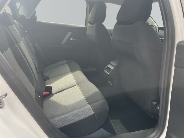 Fahrzeugabbildung Citroen C4 Feel LED Apple CarPlay Android Auto Mehrzonenklima DAB SHZ LenkradHZG Spurhalteass. - mit KI generiert/bearbeitet