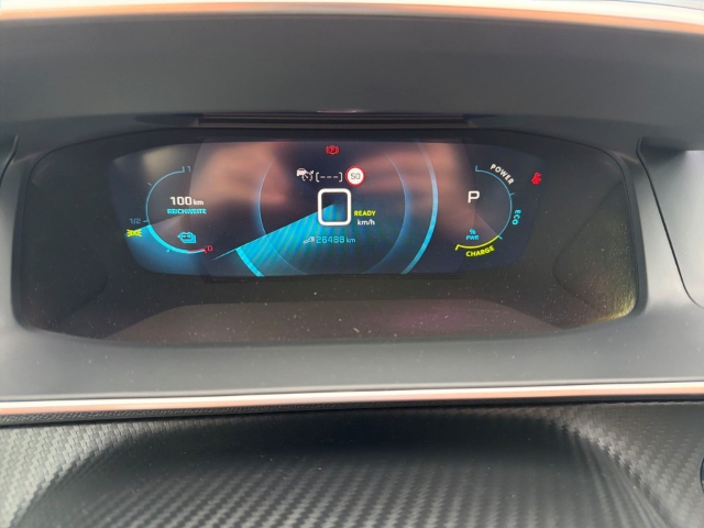 Fahrzeugabbildung Peugeot e-2008 GT Navi LED ACC Klimaautom Fahrerprofil DAB Ambientebeleuchtung SHZ Keyless