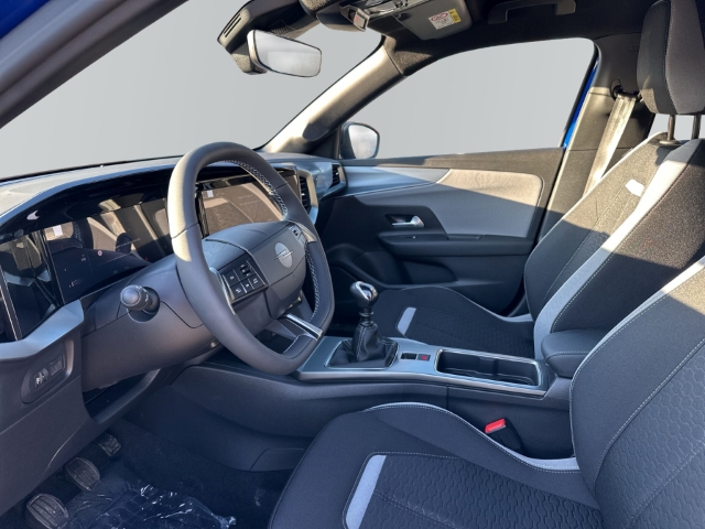 Fahrzeugabbildung Opel Mokka Edition Digitales Cockpit LED Apple CarPlay Android Auto Musikstreaming DAB Ambientebeleuchtung