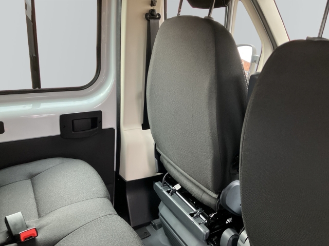Fahrzeugabbildung Opel Movano Pritsche Doppelkabine 3,5t L4 AHK Navi Winter Techno Plus Worksite Visibility Paket