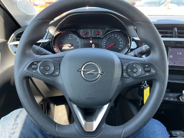 Fahrzeugabbildung Opel Corsa Edition Apple CarPlay Android Auto Musikstreaming DAB Spurhalteass. Verkehrszeichenerk.