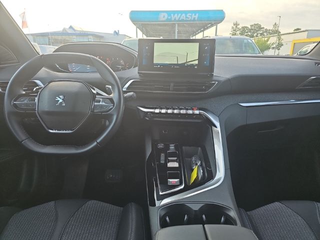 Fahrzeugabbildung Peugeot 3008 Allure Pack 1.5 BlueHDi 130 EU6d Navi Digitales Cockpit LED Apple CarPlay Android Auto