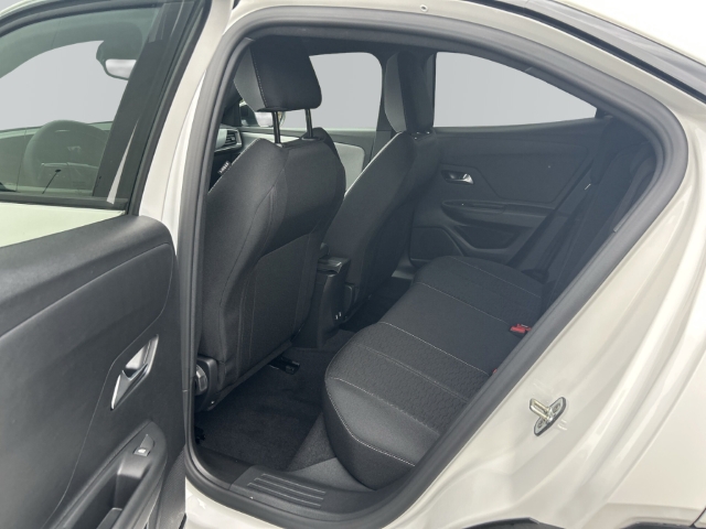 Fahrzeugabbildung Opel Mokka Edition Digitales Cockpit LED Apple CarPlay Android Auto Musikstreaming DAB