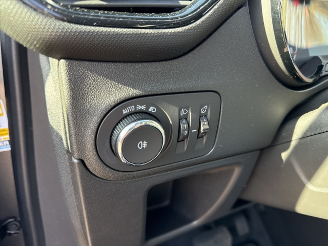 Fahrzeugabbildung Opel Crossland Enjoy LED Apple CarPlay Android Auto DAB Ambientebeleuchtung SHZ LenkradHZG