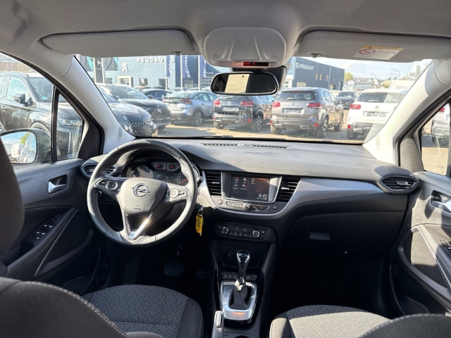 Fahrzeugabbildung Opel Crossland Enjoy LED Apple CarPlay Android Auto DAB Ambientebeleuchtung SHZ LenkradHZG