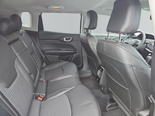 Fahrzeugabbildung Jeep Compass Limited Plug-In Hybrid 4WD 1.3 EU6d Allrad Apple CarPlay Android Auto