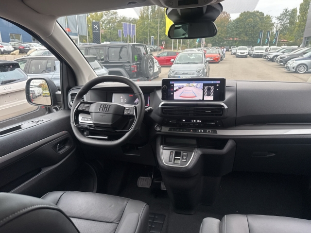 Fahrzeugabbildung Fiat Ulysse 180 BlueHDi L2 Top , AHK, Navi, Leder, Massage