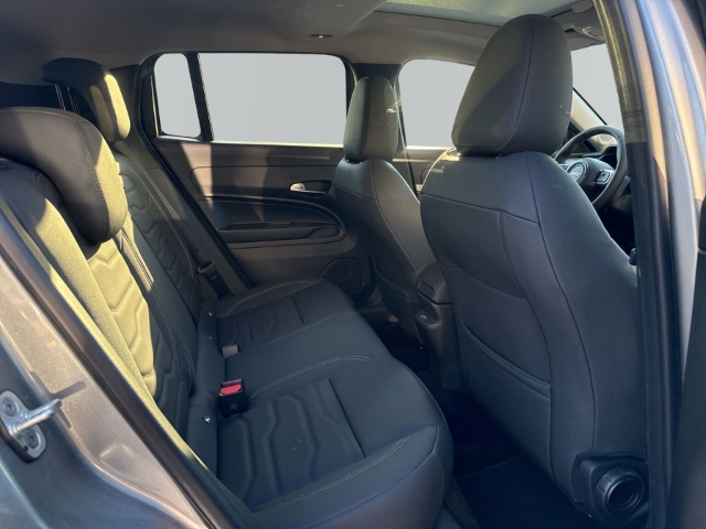 Fahrzeugabbildung Jeep Avenger Summit Electric Elektro , Leder, Pano