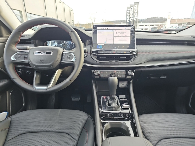 Fahrzeugabbildung Jeep Compass Trailhawk 1.3 PHEV MY 24 . Panodach Navi Leder digitales Cockpit