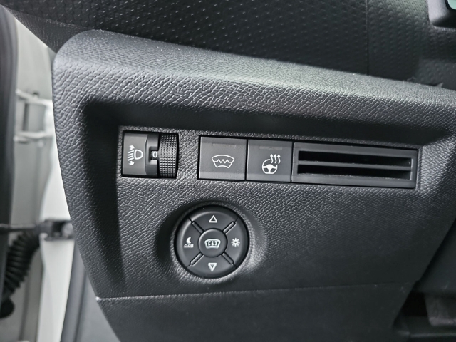 Fahrzeugabbildung Citroen C4 Shine 1.2 PureTech 130 EU6d