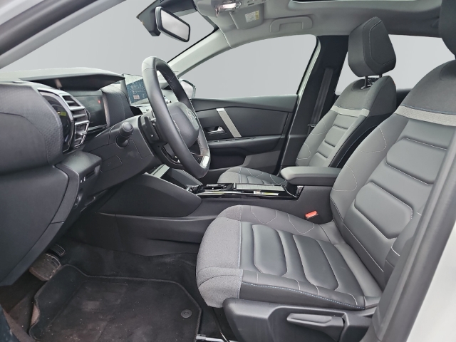 Fahrzeugabbildung Citroen C4 Shine 1.2 PureTech 130 EU6d