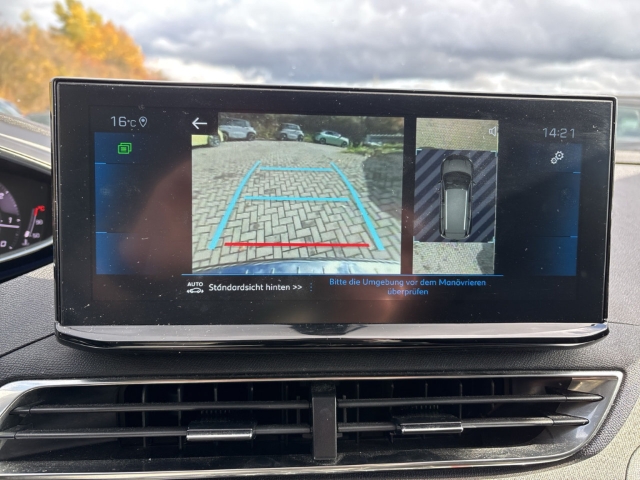 Fahrzeugabbildung Peugeot 5008 Allure Pack 1.5 BlueHDi Navi Digitales Cockpit 360 Kamera LED 2-Zonen-Klimaautom