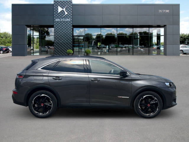Fahrzeugabbildung DS Automobiles DS7 Crossback E-Tense 4x2 Performance Line + Navi LED El. Heckklappe Apple CarPlay