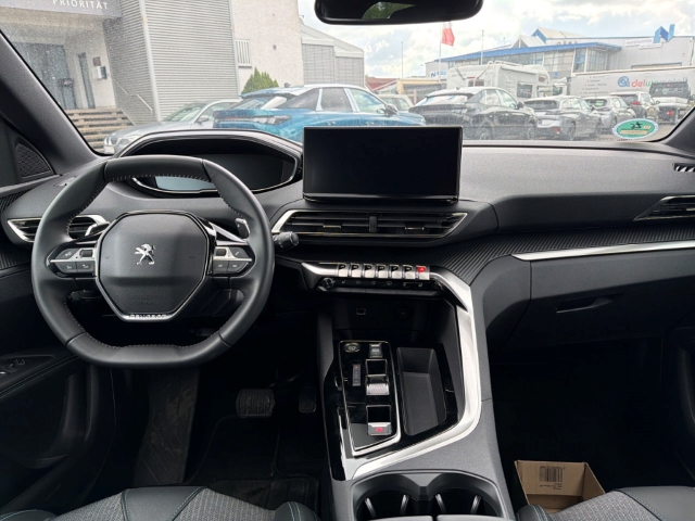 Fahrzeugabbildung Peugeot 3008 Allure Pack Navi Digitales Cockpit LED ACC El. Heckklappe 2-Zonen-Klimaautom