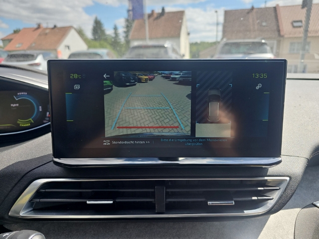 Fahrzeugabbildung Peugeot 3008 Hybrid 225 GT Plug-In Hybrid El. Panodach Navi Digitales Cockpit LED ACC Apple CarPlay