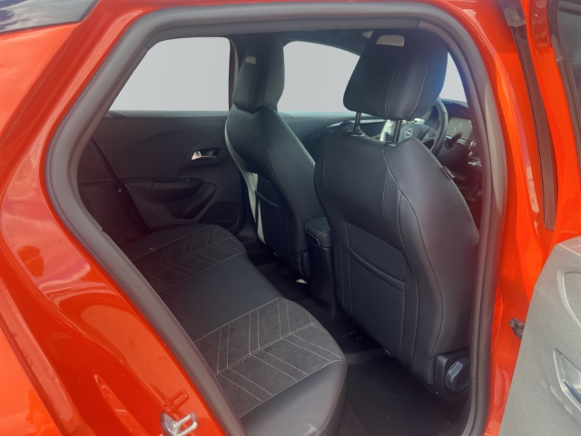 Fahrzeugabbildung Opel Corsa Ultimate Navi Leder Massagesitze LED Blendfreies Fernl. Kurvenlicht Apple CarPlay