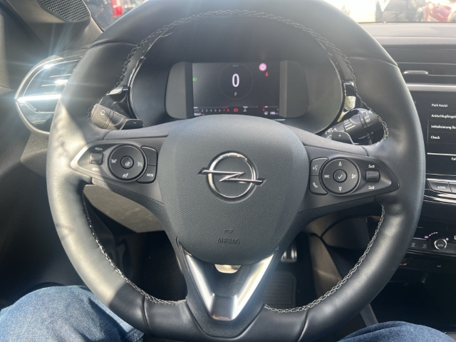 Fahrzeugabbildung Opel Corsa Ultimate Navi Leder Massagesitze LED Blendfreies Fernl. Kurvenlicht Apple CarPlay
