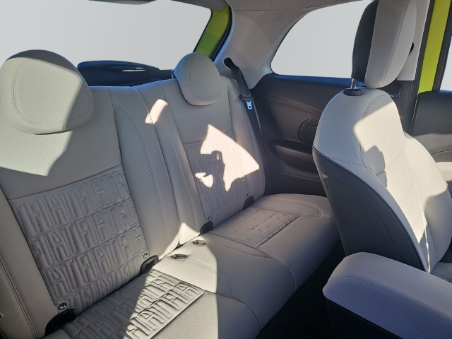 Fahrzeugabbildung Fiat 500 e La Prima, 23,8 KwH, Leder, SHZ, Navi, RFK
