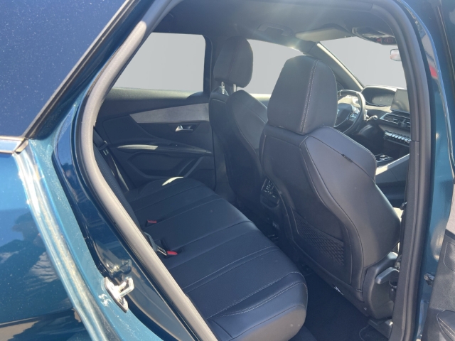 Fahrzeugabbildung Peugeot 3008 Hybrid GT Navi Digitales Cockpit LED ACC 2-Zonen-Klimaautom Fahrerprofil